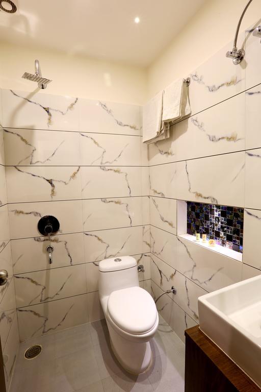 Hotel Rk Grande Ludhiana Eksteriør billede